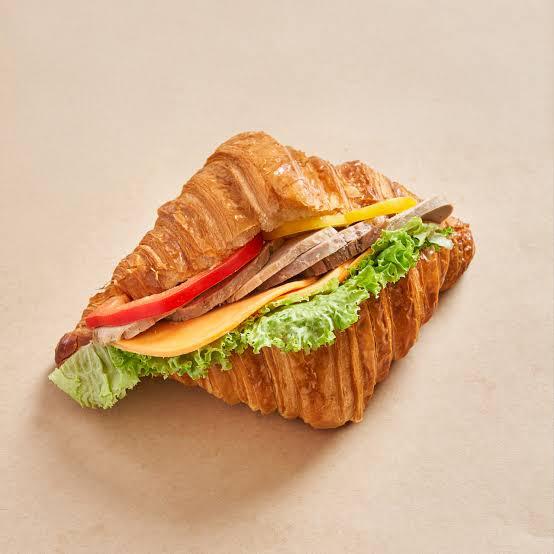 Roast Beef with Cheddar